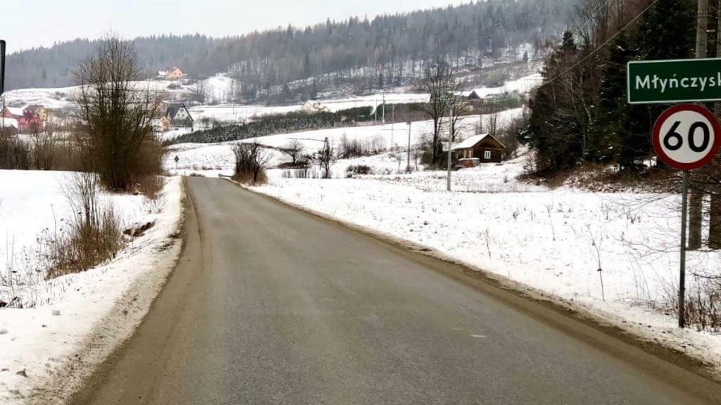 Malinowy Domek Mlynczyska Exteriör bild